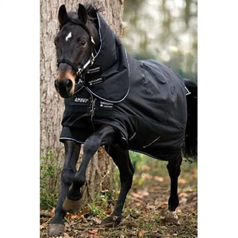 Amigo Bravo 12 Plus 400g Heavy Turnout Rug Black/White